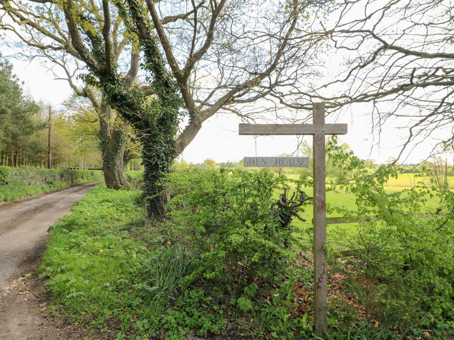 Hen House View Villa Rugeley Buitenkant foto